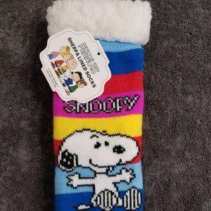 Peanuts Snoopy Sherpa Lined Socks NWT